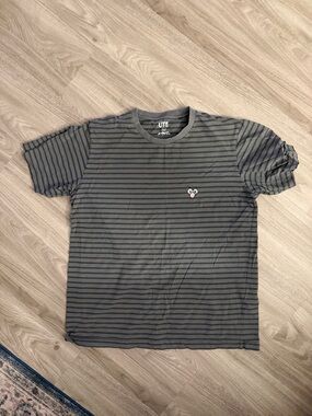 Uniqlo x Kaws collab tee